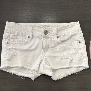 American Eagle Outfitters White Low Rise Distressed Jean Shorts Y2K style